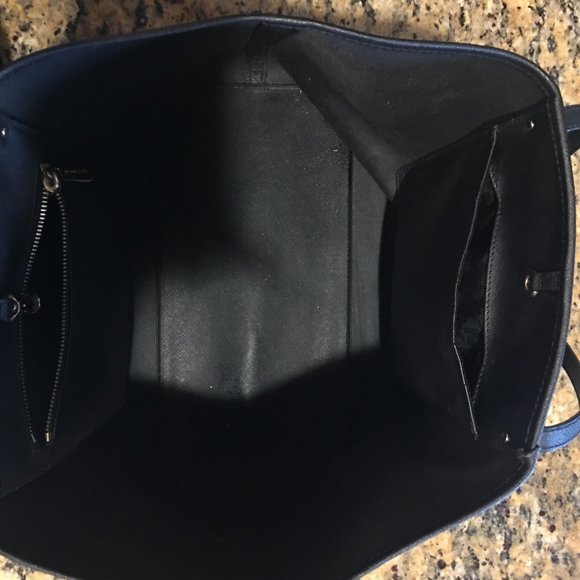 Michael Kors Jet Set Travel Large Saffiano Leather - Picture 8 of 8